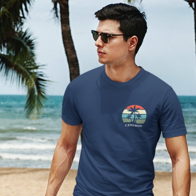 Camiseta Família Reunião Praia Palm Tree Sunset Pocket Name (Criador carregado)