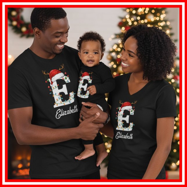 Camiseta Famílias Monogramas Antlers Santa Hat (Criador carregado)