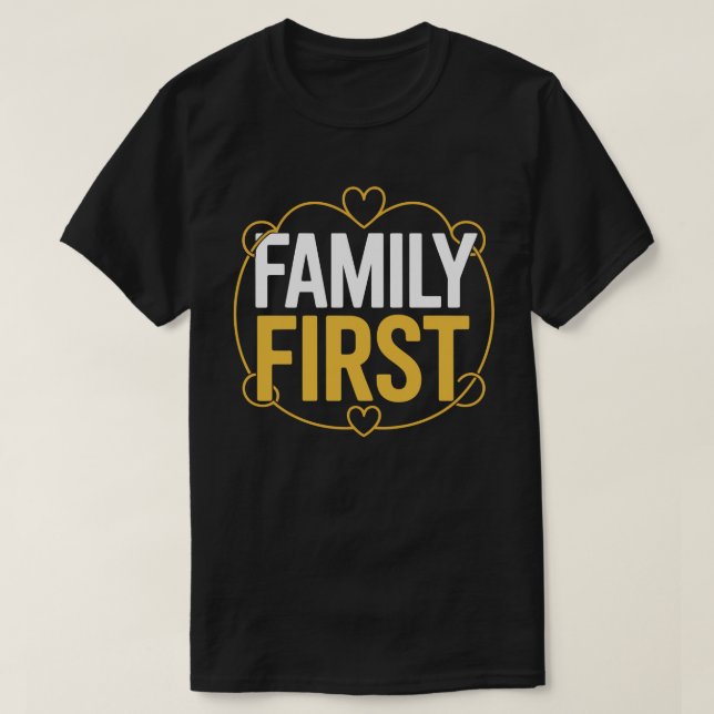 Camiseta Family First Classic Typography Tee (Frente do Design)