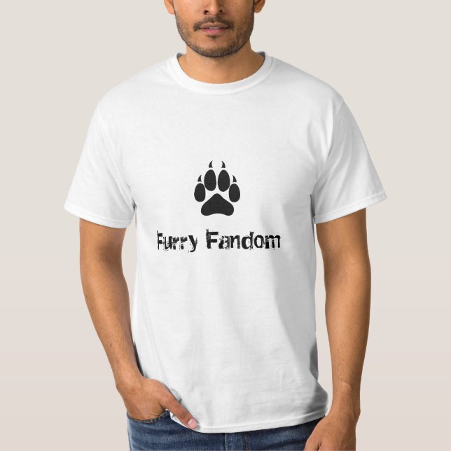 Camiseta Fandom peludo - t-shirt (Frente)