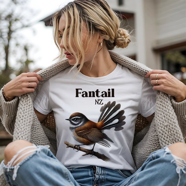 Camiseta Fantail - Ave Nativa da Nova Zelândia (Criador carregado)