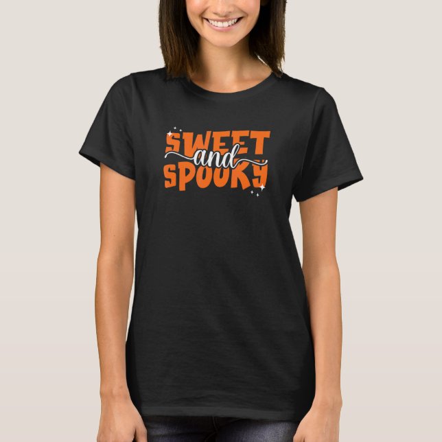 Camiseta Fantasia De Halloween Doce E Spooky (Frente)