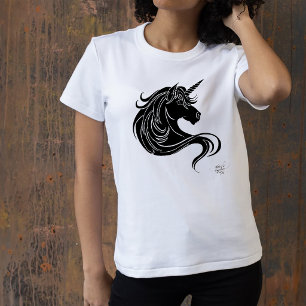 Camiseta Fantasia Unicórnio Tribal Preto Minimalista Branco