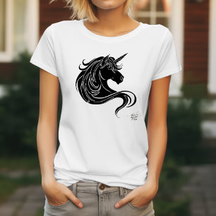 Camiseta Fantasia Unicórnio Tribal Preto Minimalista Branco