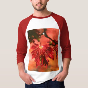 Camiseta Fantasia Vibrante de Folha Vermelha dos Homens