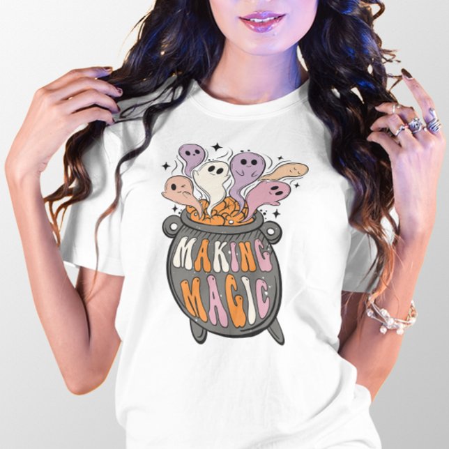 CAMISETA FANTASMAS MÁGICAS DO FAZER DE HALLOWEEN CAULDRON (Criador carregado)