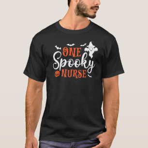 Camiseta Farda de Enfermeira de Halloween Uma Enfermeira As