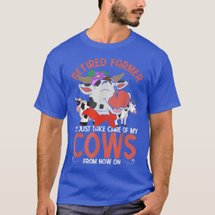 Camiseta Farmer Aposentado, Animal Engraçado Só Vai Cuidar