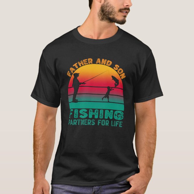 Camiseta Father And Son Fishing Partners For Life Retro Fat (Frente)