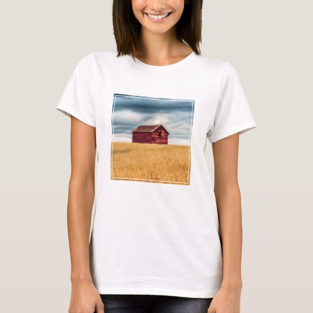 Camiseta Fazendas | Antigo Barn Vermelho (Frente)