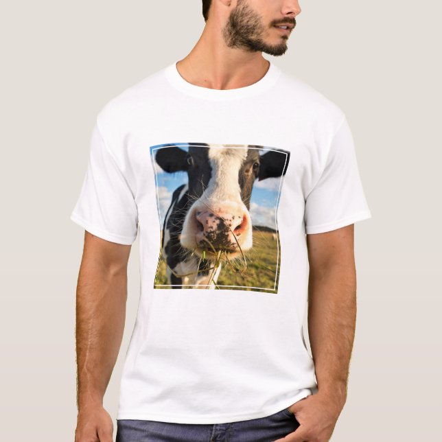 Camiseta Fazendas | Mastigação De Vaca Holstein (Frente)