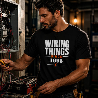 Camiseta Fazendo Conexões Desde 1995 Eletricista Preto