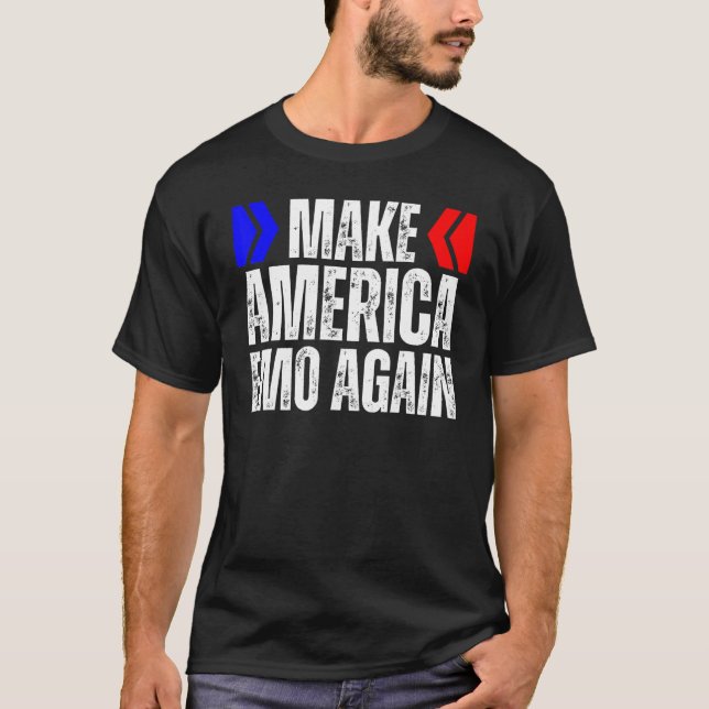CAMISETA FAZER COM QUE O EMO AMERICANO MAIS VELHO AINDA É A (Frente)