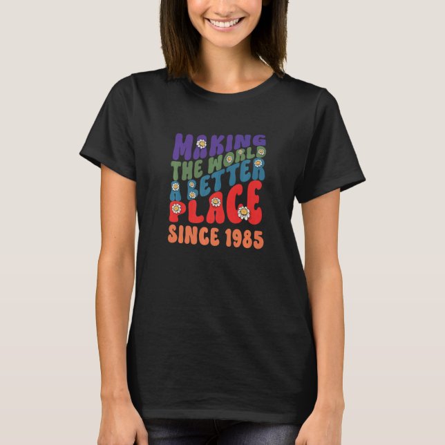 Camiseta Fazer o mundo um lugar melhor desde o rancho de 19 (Frente)