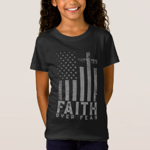 Camiseta Fé sobre o medo da Legal Cruz Cristã Americana