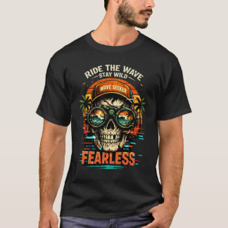 Camiseta Fearless Skull Surf com Design Retro Glit