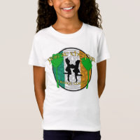 Feis no t-shirt da boneca da menina justa