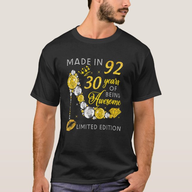 Camiseta Feita Em 1992 40 Anos De Esforço (Frente)
