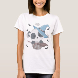 Camiseta Feiticeira de Panda Fria Cercada por Bats Hallowee
