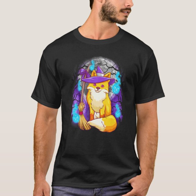 Camiseta Feiticeira De Raposa De Halloween Com Lua E Árvore (Frente)