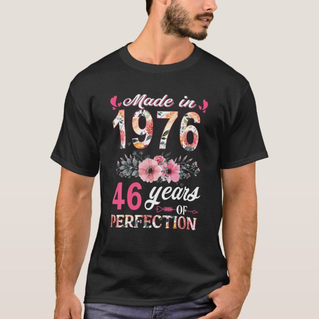 Camiseta Feito Em 1976, Em Floral, 46 Anos De Idade, 46.º P (Frente)