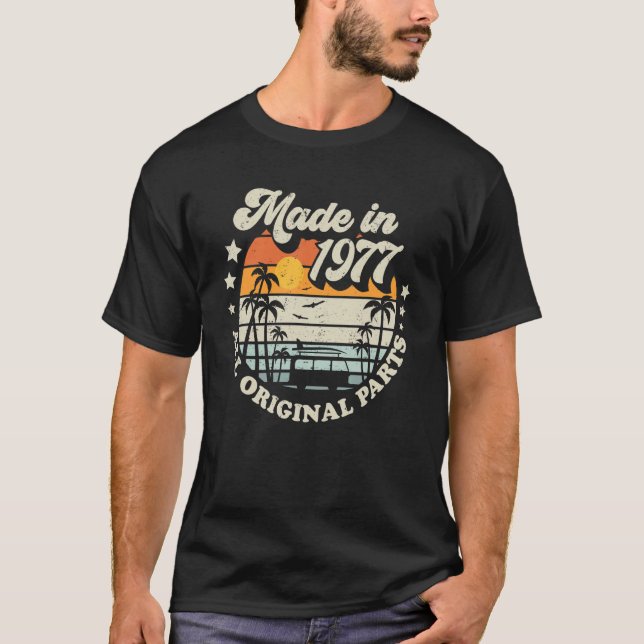 Camiseta Feito Em 1977, Todas As Peças Originais Do Estilo  (Frente)