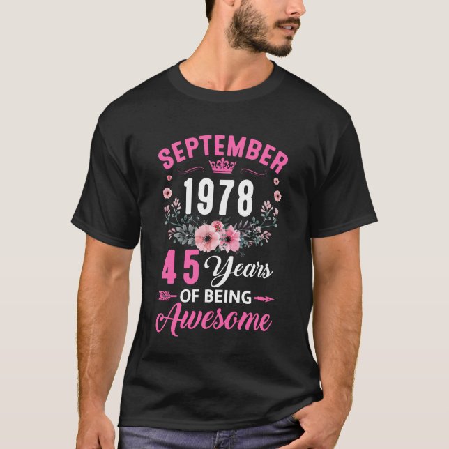Camiseta Feito Em 1978, 45 Anos, 45 De Setembro, Aniversári (Frente)