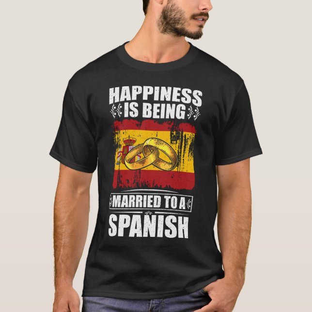 Camiseta Felicidade É Casada Com Espanhol (Frente)