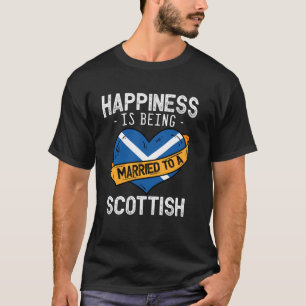 Camiseta Felicidade É Ser Casado Com Uma Esposa Escocesa Ma