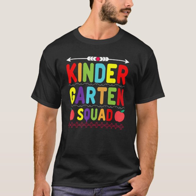 Camiseta Feliz 1º dia da Equipe do Kinder Squad (Frente)