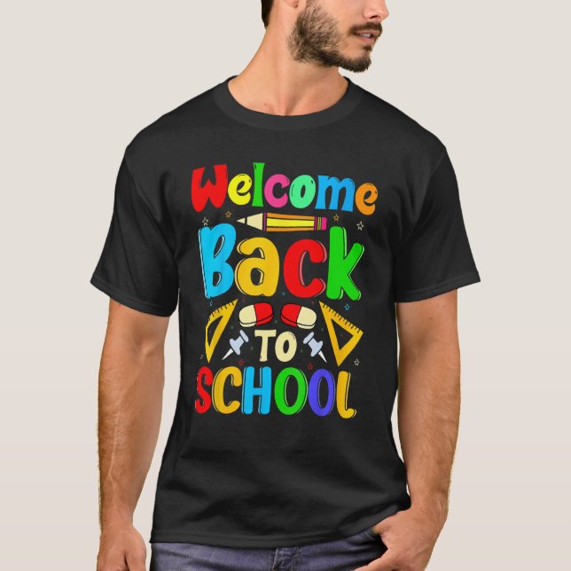 Camiseta Feliz 1º Dia Da Escola Bem-Vindo De Volta À Cueca  (Frente)