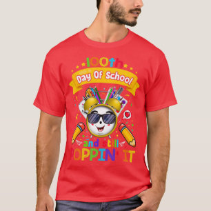 Camiseta Feliz 100 Dias De Escola E Ainda Apontando O Capuz
