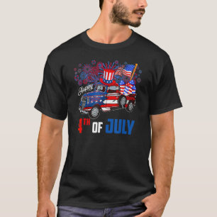 Camiseta Feliz 4 De Julho Pickup Carregando American Flag F