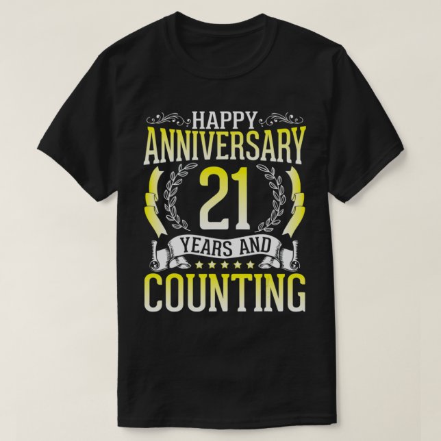 Camiseta Feliz Aniversário 21 Anos E Contando Com Hu Casado (Frente do Design)