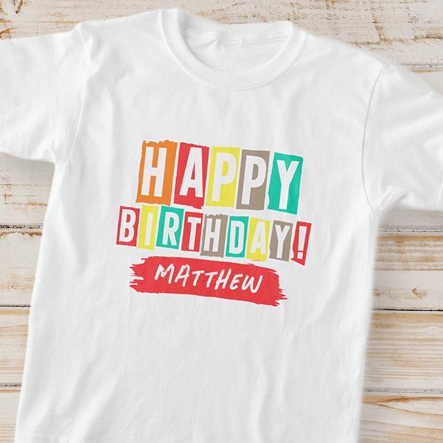 Camiseta Feliz Aniversário Moderno Brincadeira Divertida Sa (Criador carregado)