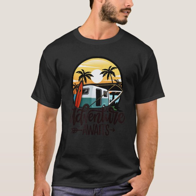 Camiseta Feliz Aventura de Camper (Frente)
