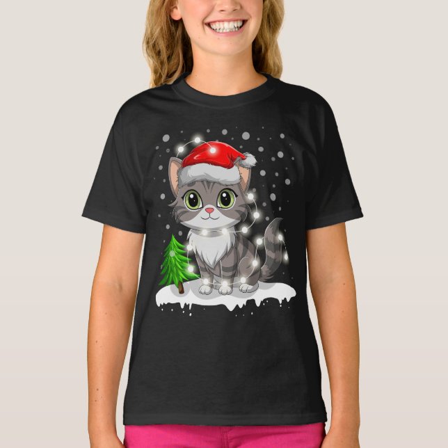 Camiseta Feliz Cat Santa Hat Feliz Natal Luzes de Árvore (Frente)