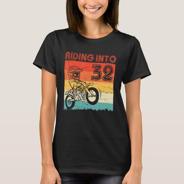 Camiseta Feliz Cavaleiro de Motocicleta de Aniversário Anda (Frente)
