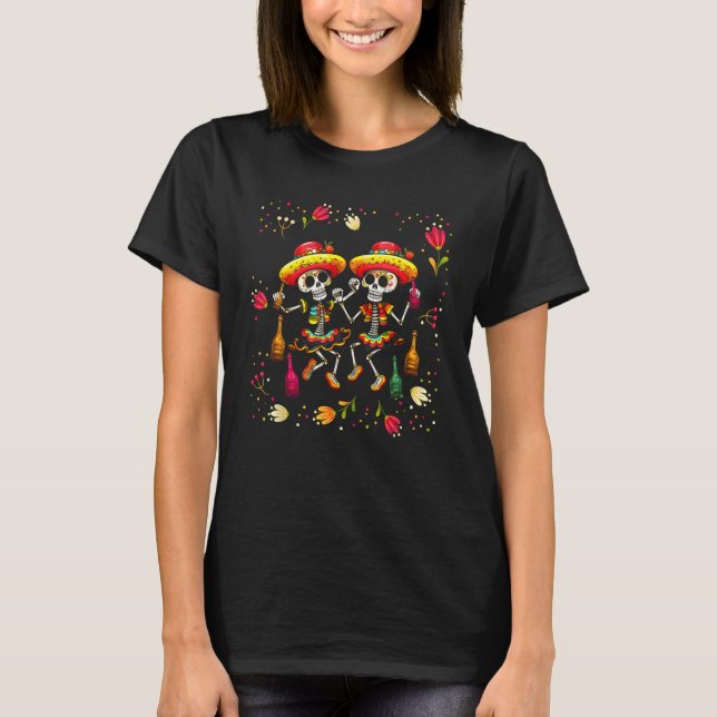 Camiseta Feliz Cinco de Mayo Cute Skeleton Graphic (Frente)