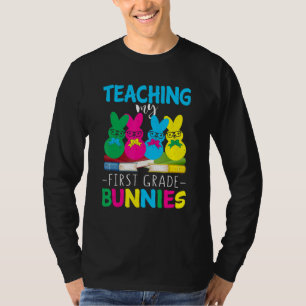 Camiseta Feliz Dia da Páscoa Coelhinha do Professor da Séri