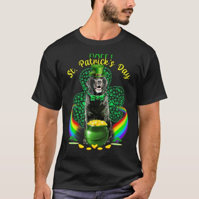 Camiseta Feliz Dia de São Patrício Black Lab Leprechaun Hat (Frente)