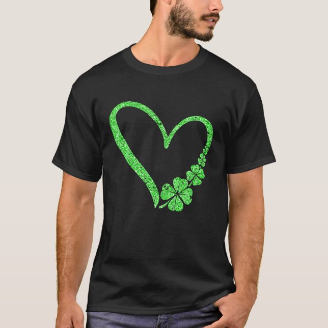 Camiseta Feliz Dia de São Patrício Shamrock Heart Para Mulh (Frente)