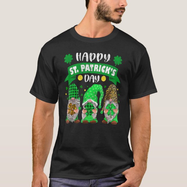 Camiseta Feliz Dia de São Patrício Três Gnomo Shamrock Lepa (Frente)