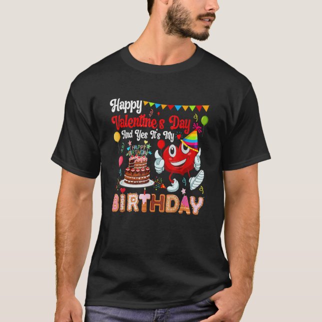 Camiseta Feliz Dia Dos Namorados E Sim É O Meu Aniversário  (Frente)