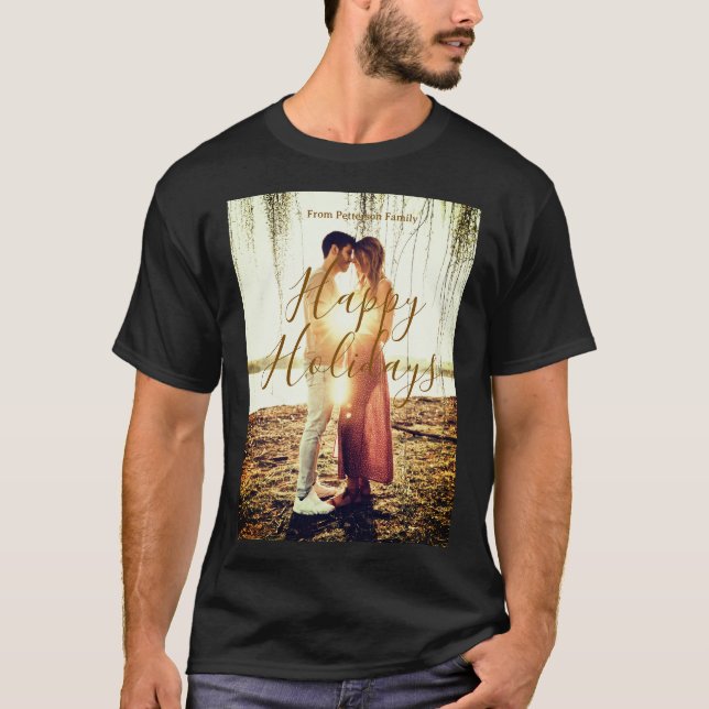 Camiseta Feliz feriado marrom adicionar casal nome da foto  (Frente)