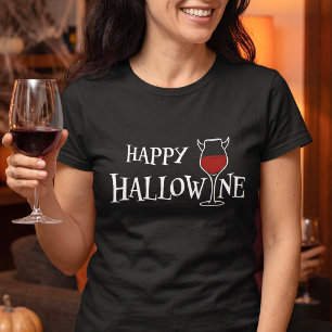 Camiseta Feliz Hallowine - trocadilho de Halloween