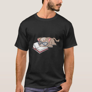 Camiseta Feliz Livro de Leitura de Gato Kawaii