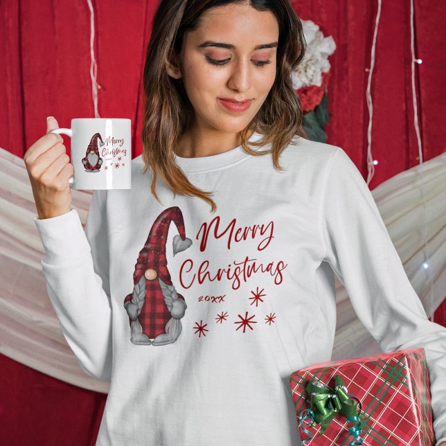 Camiseta Feliz Natal Rustic Gnomo na Xadrez de Buffalo Verm (Many shirt types to choose from.)