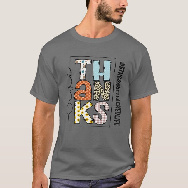 Camiseta Feliz Obrigados de Vida de Professores do 5 de Nat (Frente)