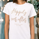 Camiseta Feliz para sempre depois do casamento Beige Person<br><div class="desc">Faça uma declaração com esta t-shirt personalizada do casamento! As palavras 'Felizmente para sempre' são escritas em uma fonte de script de tendência,  e abaixo você pode adicionar um nome personalizado,  data de casamento,  local ou outro texto. Um presente adorável para qualquer noiva! Cores: bege natural e branco.</div>